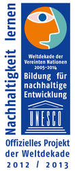 Logo der Unesco als offizielles Projekt der Weltdekade "Bildung für nachhaltige Entwicklung"